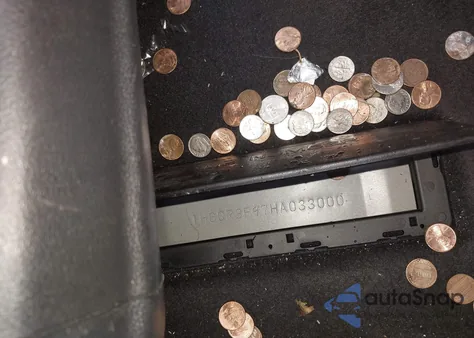 2017 Honda Accord Touring V6 z USA, uszkodzony, nr VIN 1HGCR3F97HA033000